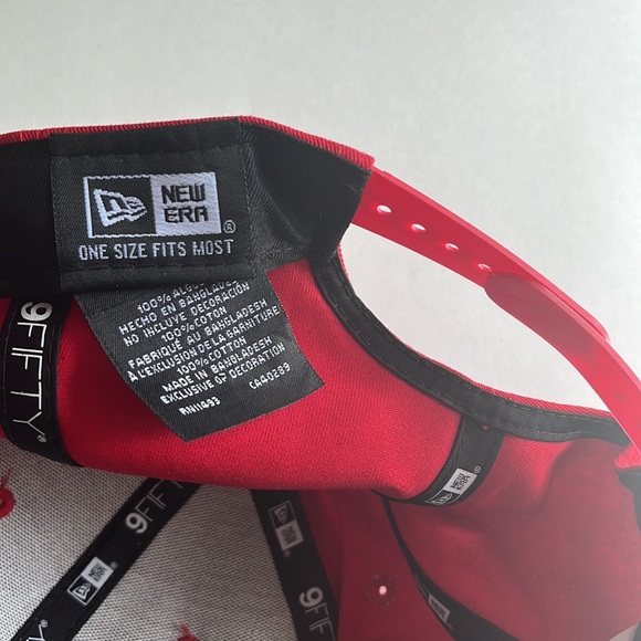 Chinese Village Snapback / New Era Snapback - Picture 6 of 8